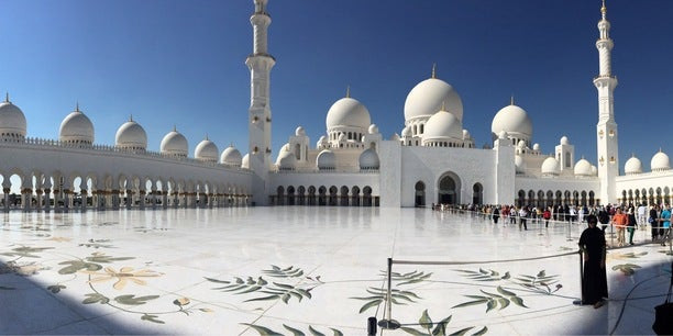 Διάσημο τζαμί στο Αμπού Ντάμπι μετονομάστηκε προς τιμήν της Παναγίας